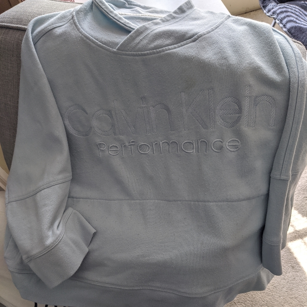 Calvin Klein cropped hoodie Size Med